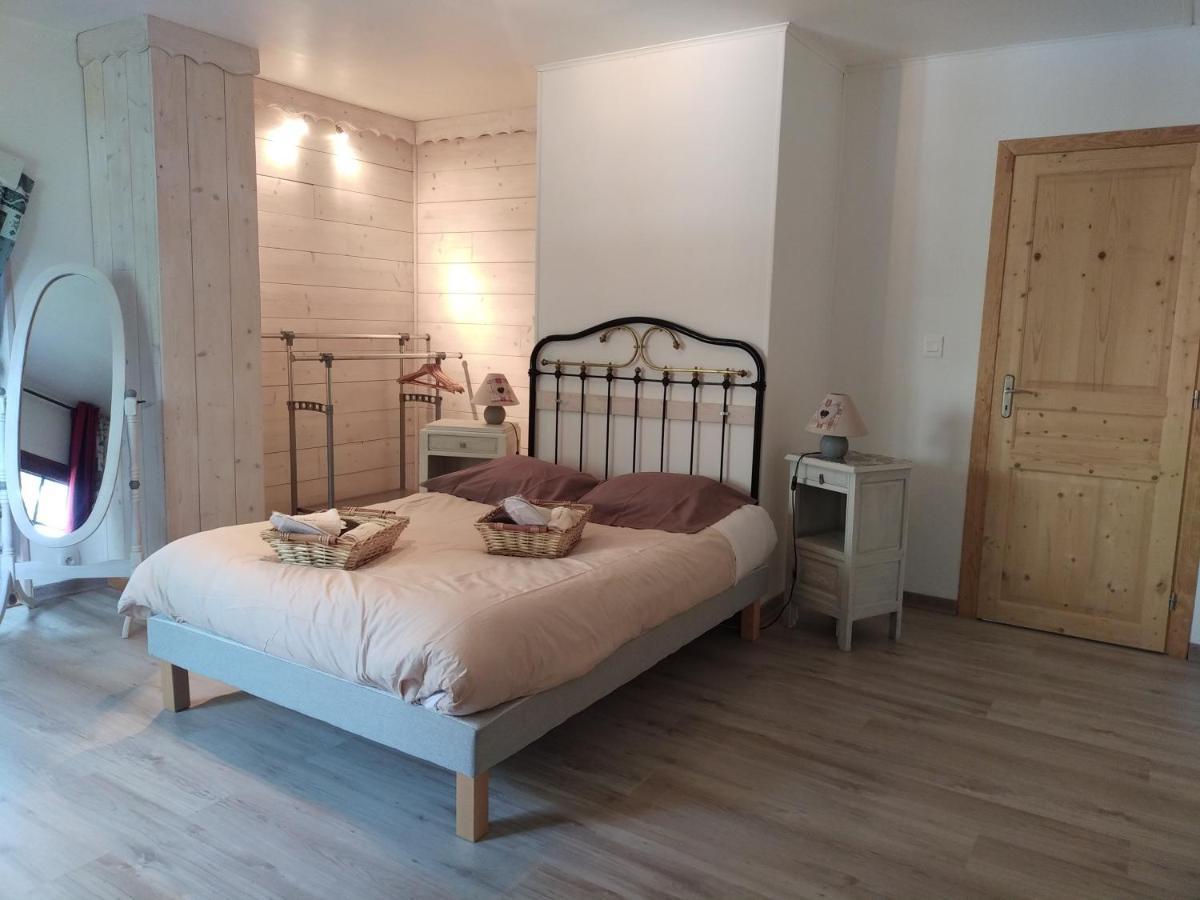 Bed and Breakfast La Marmotte De La Tour Экстерьер фото